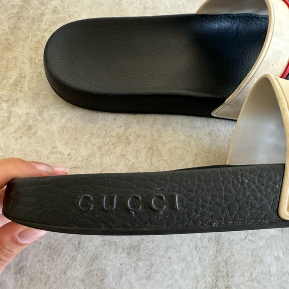 Gucci Men’s Slide Sandal - Picture 2 of 4